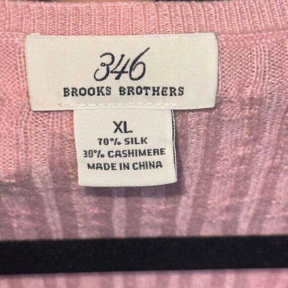 Brooks Brothers 346 Cable Knit Silk Cashmere V Neck Sweater - Picture 3 of 3